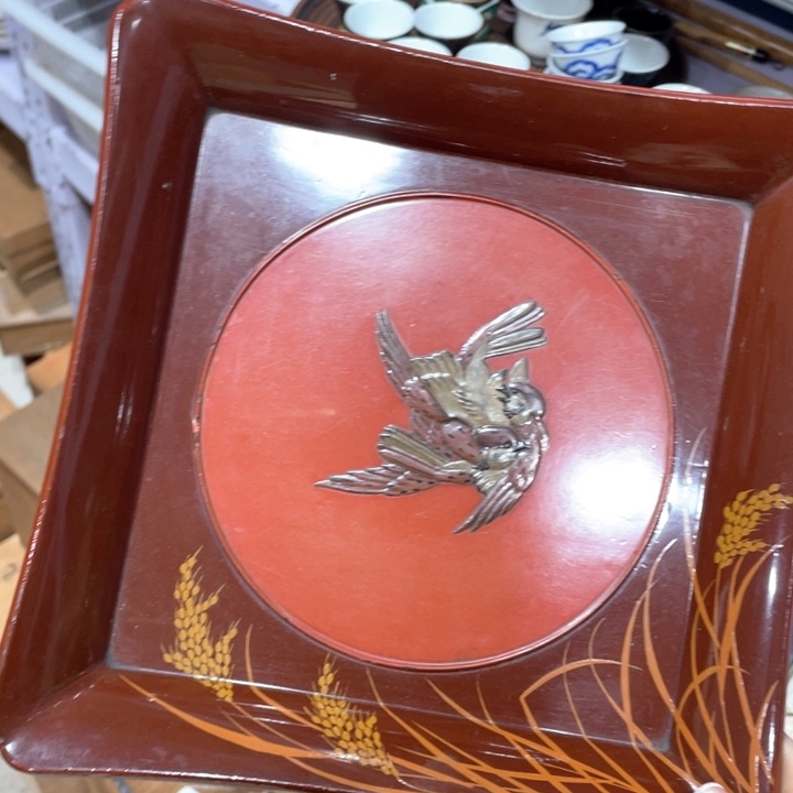 爱****兄新亿阁中古商品 默认微瑕