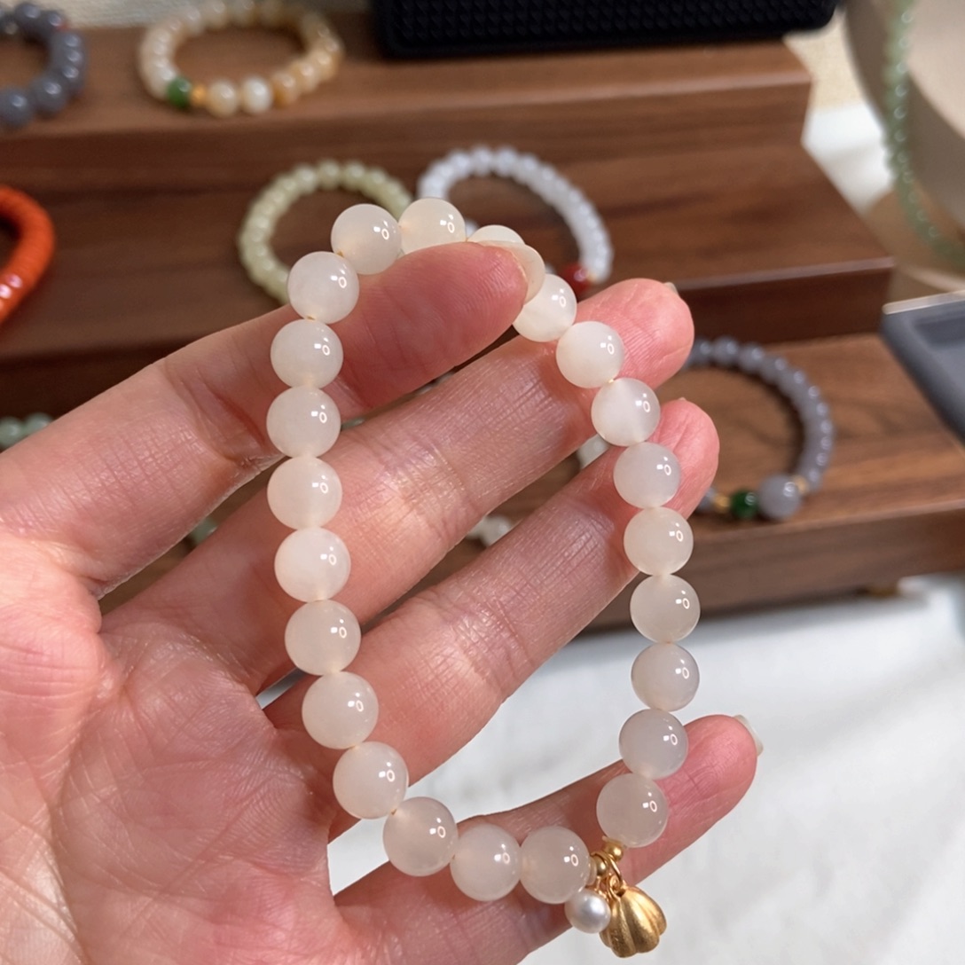 和田玉手链银S925镶嵌福利8mm的蜂蜜水