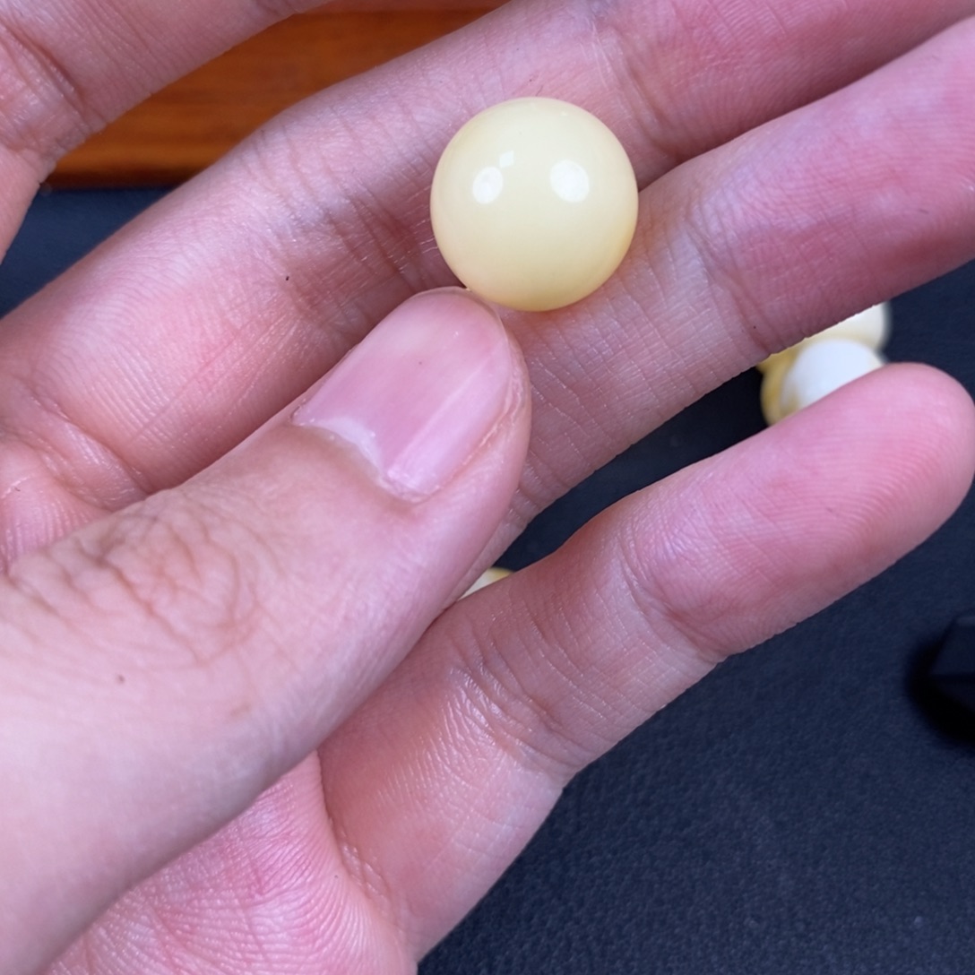 琥珀未镶嵌珠宝奇石88