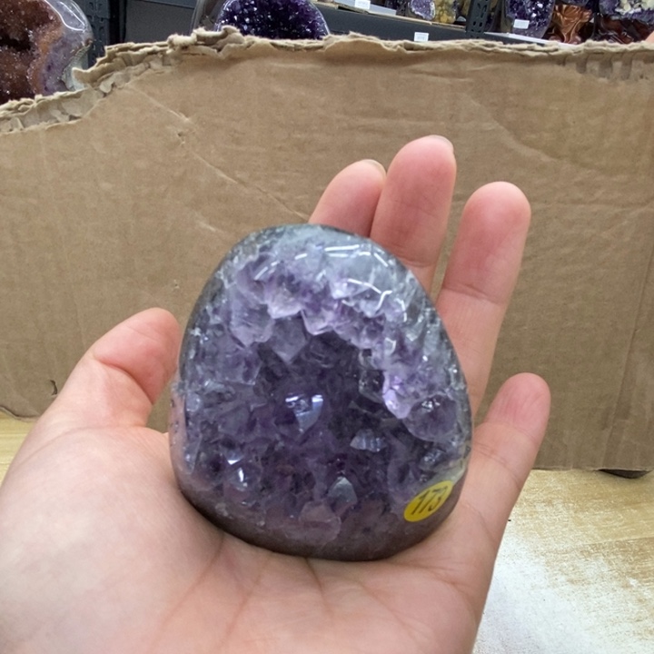 紫晶大型摆件（非配饰）未镶嵌
