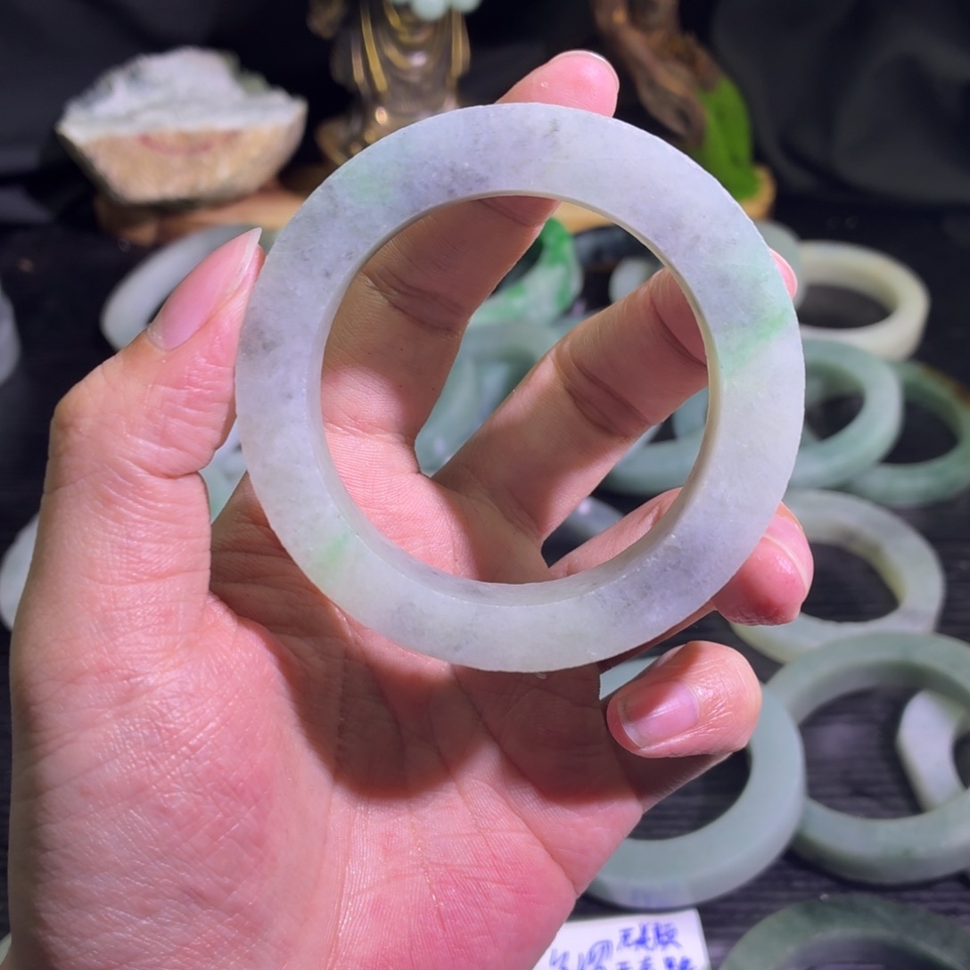 定制翡翠未镶嵌天然翡翠A货毛胚手镯定制