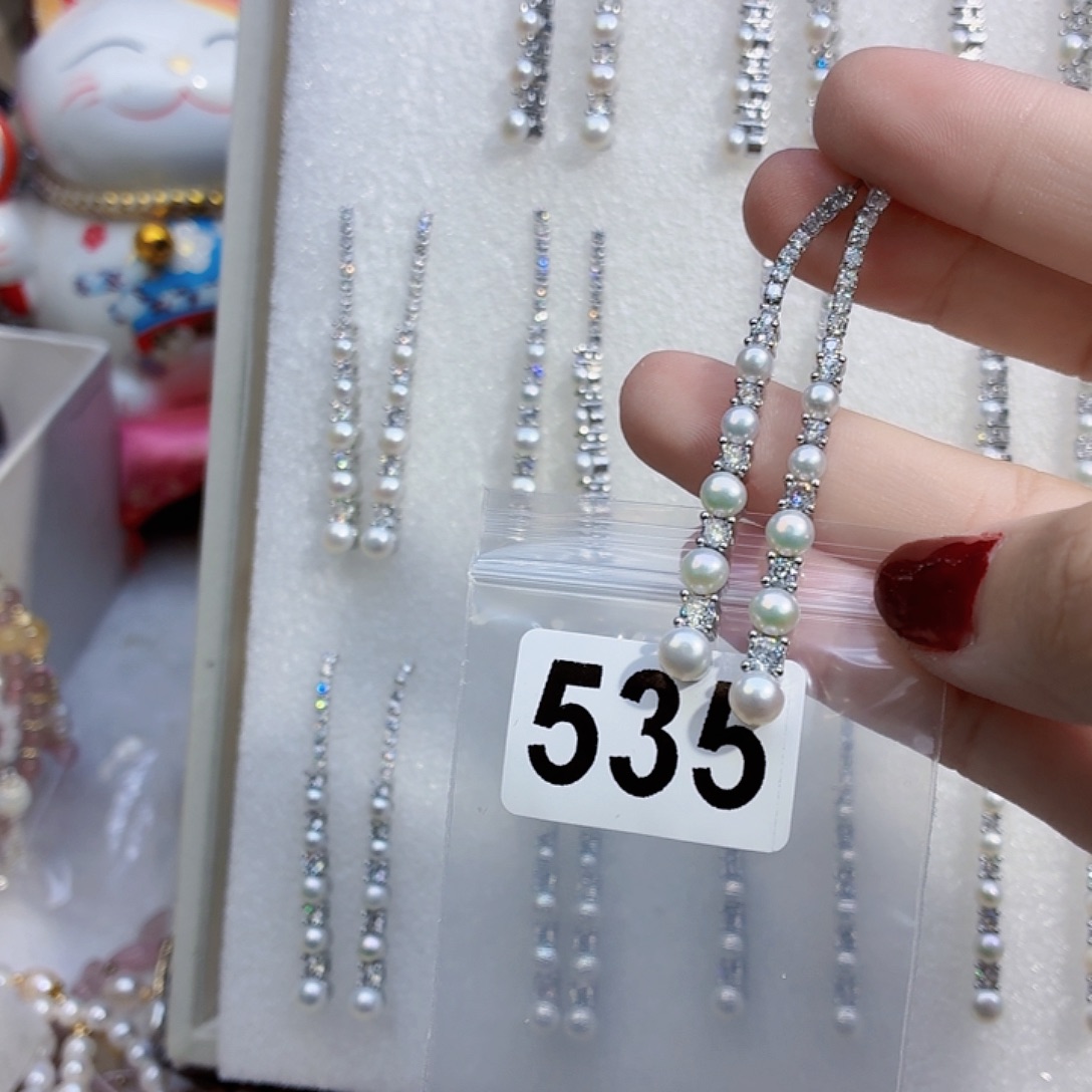 淡水珍珠合金耳饰