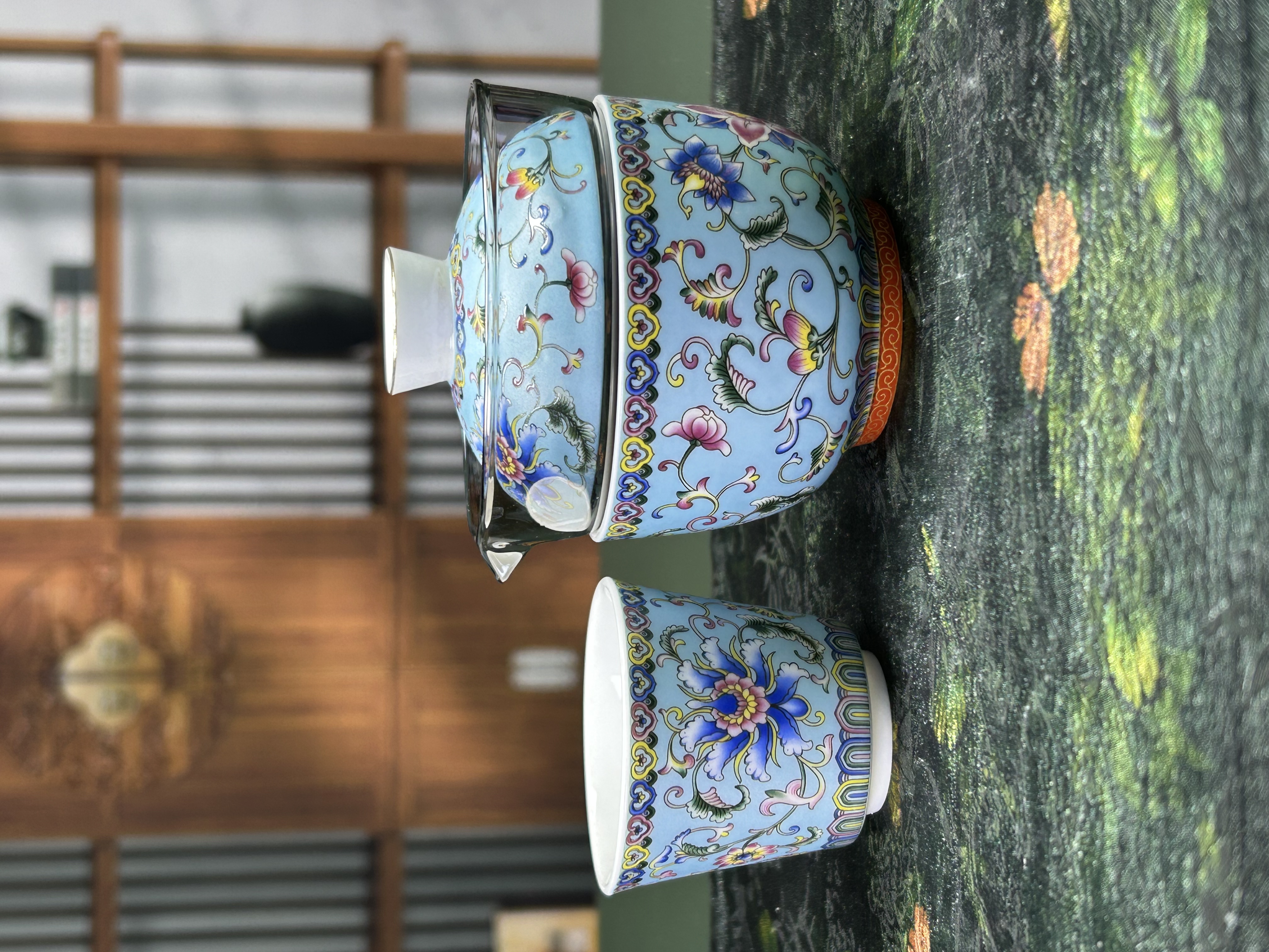 h珐琅彩蓝色满花玻璃公道两杯旅行快客A  0062