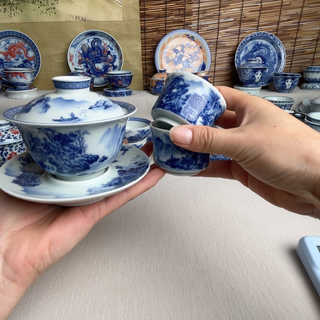 轻***物景德镇瓷器精品名