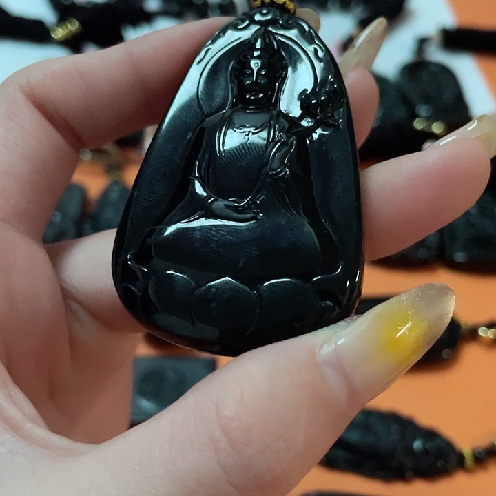 翡翠颈饰未镶嵌肥**理