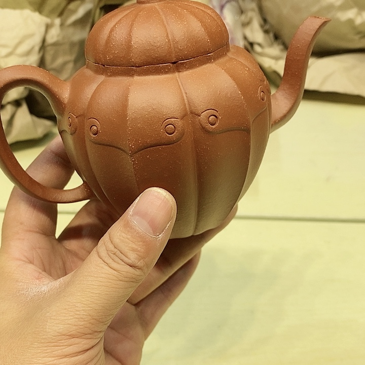 茶具瓷器杂项如图所示