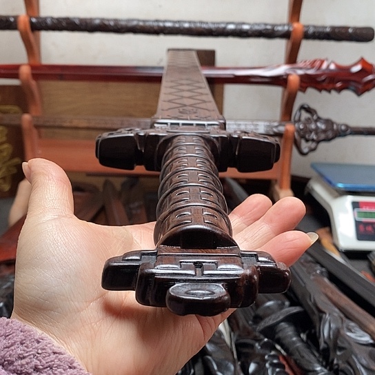 黑檀木木木一米天问