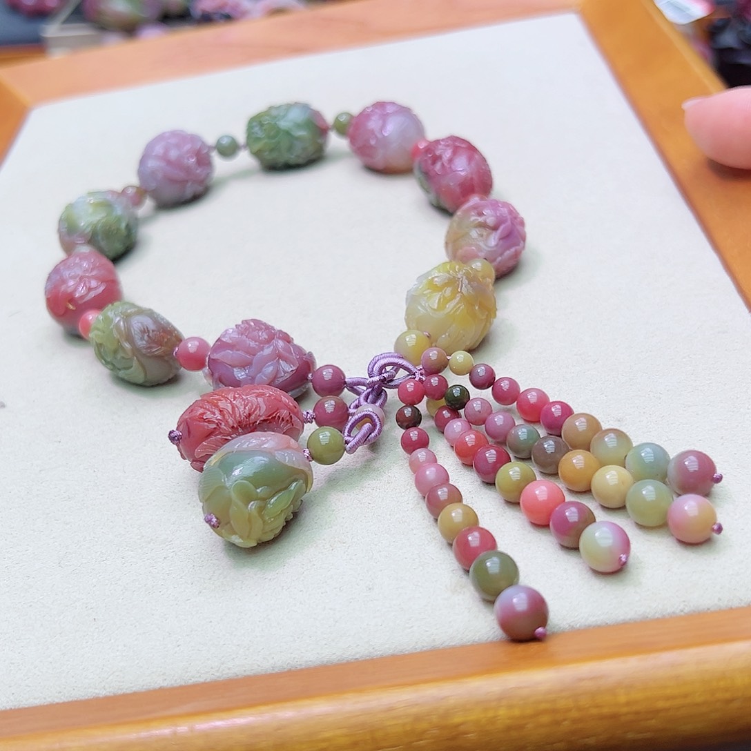 定制石英质玉盐源玛瑙定制未镶嵌醉**季