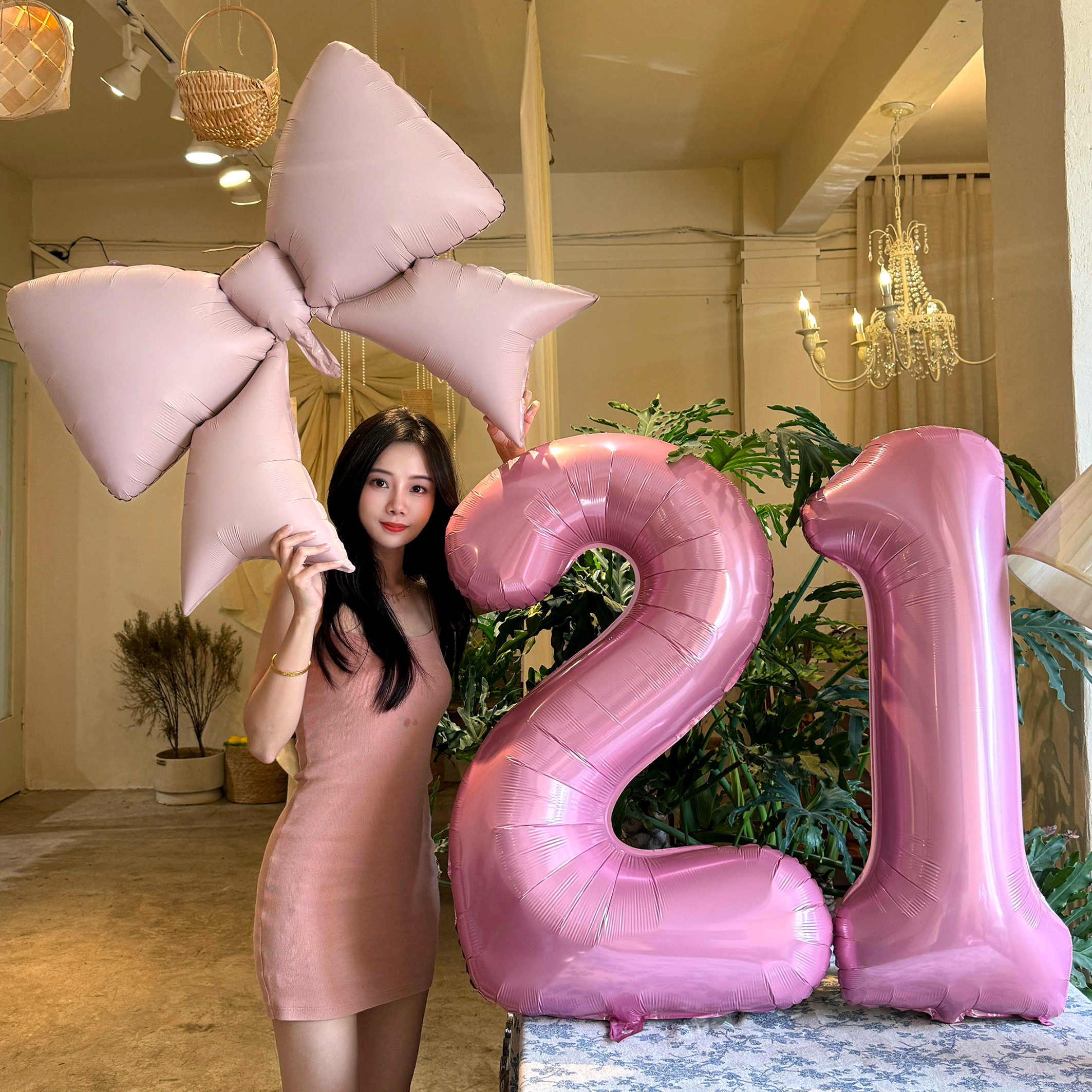 大数字蝴蝶结铝膜气球批发宝宝生日派对户外野餐拍照氛围布置道具