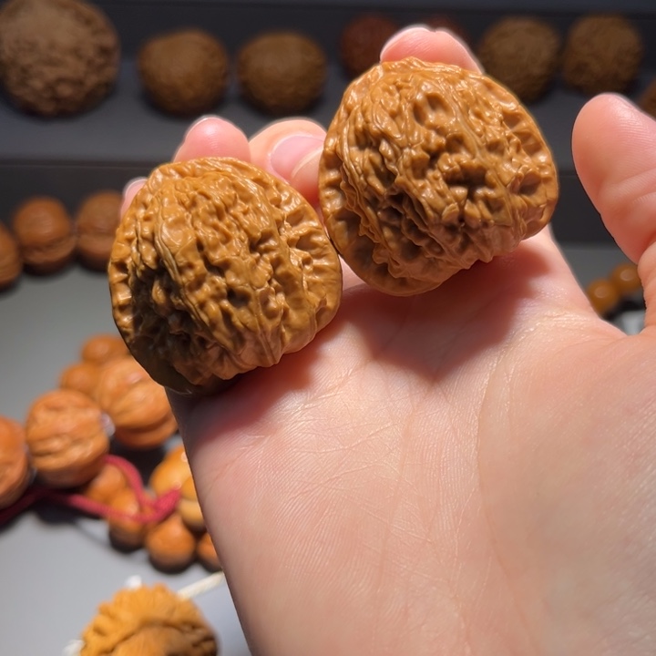 文玩核桃把件白狮子700