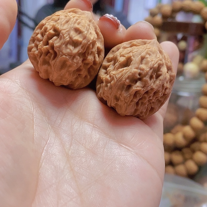 【闪购商品】文玩核桃把件38玉枕元宝