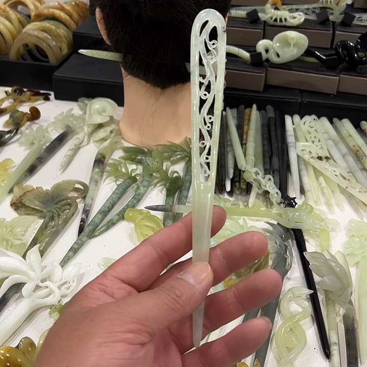 蛇纹石玉发饰合金发**挽