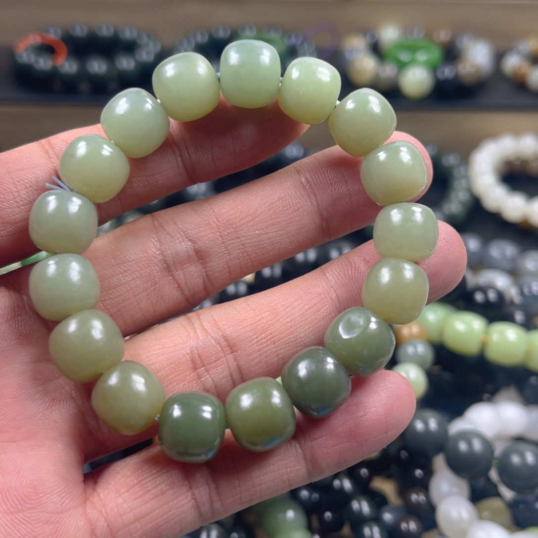 和田玉手串未镶嵌