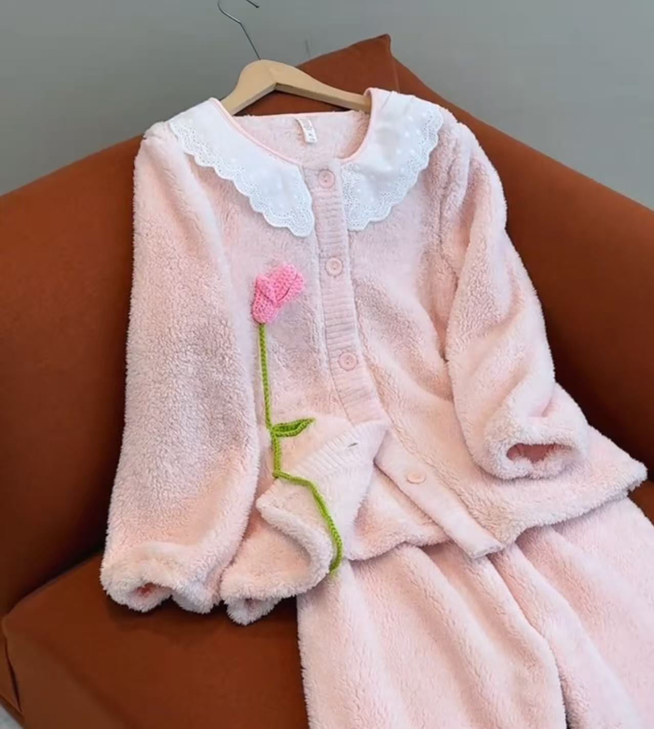 冬季新款泡泡绒加厚郁金香蕾丝花边领冬季甜美家居服套装