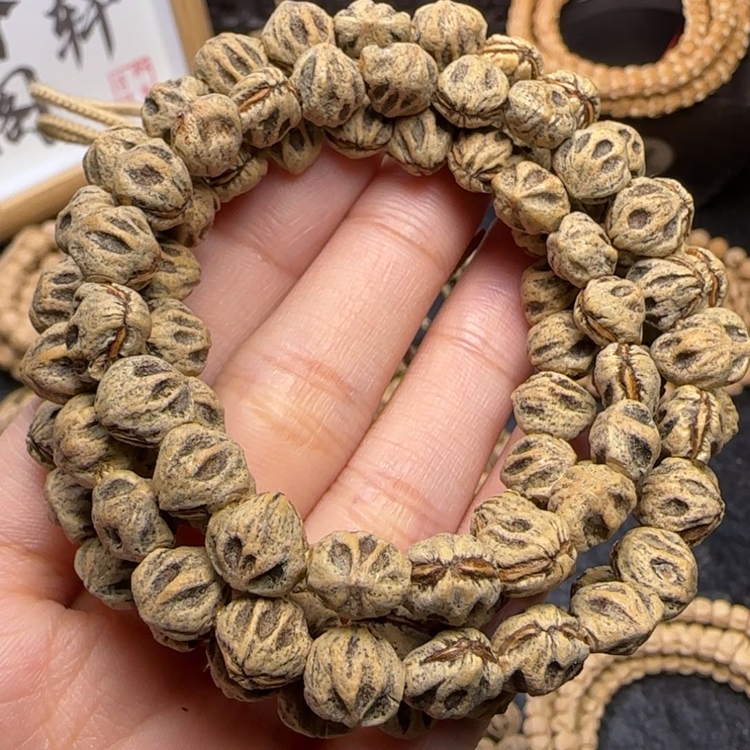 柏香籽/百香籽吊坠叁**宋