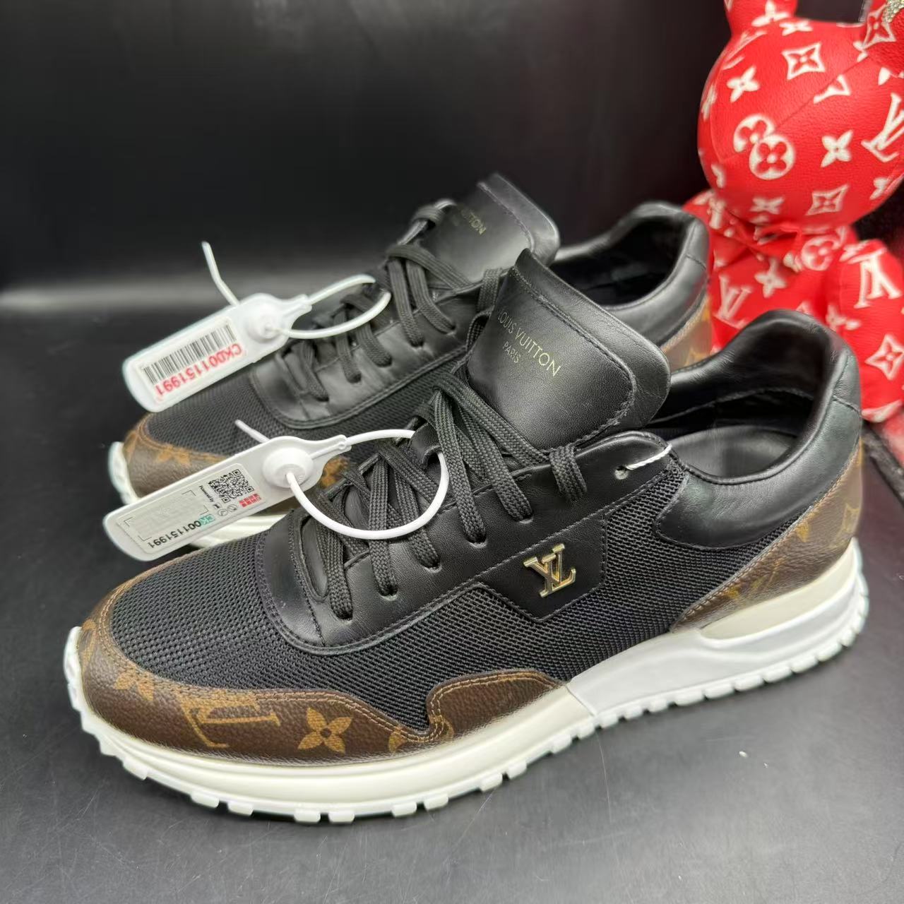 95新 LouisVuitton/路易威登 黑棕网面runway运动鞋41欧码 lz265