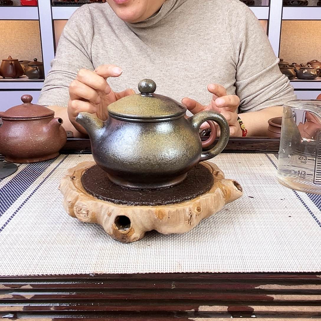 紫砂茶壶宜兴紫砂底槽青240c c