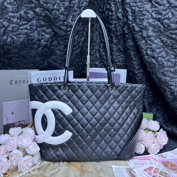 95新 Chanel/香奈儿 熊猫康鹏tote菜篮子手提单肩包
