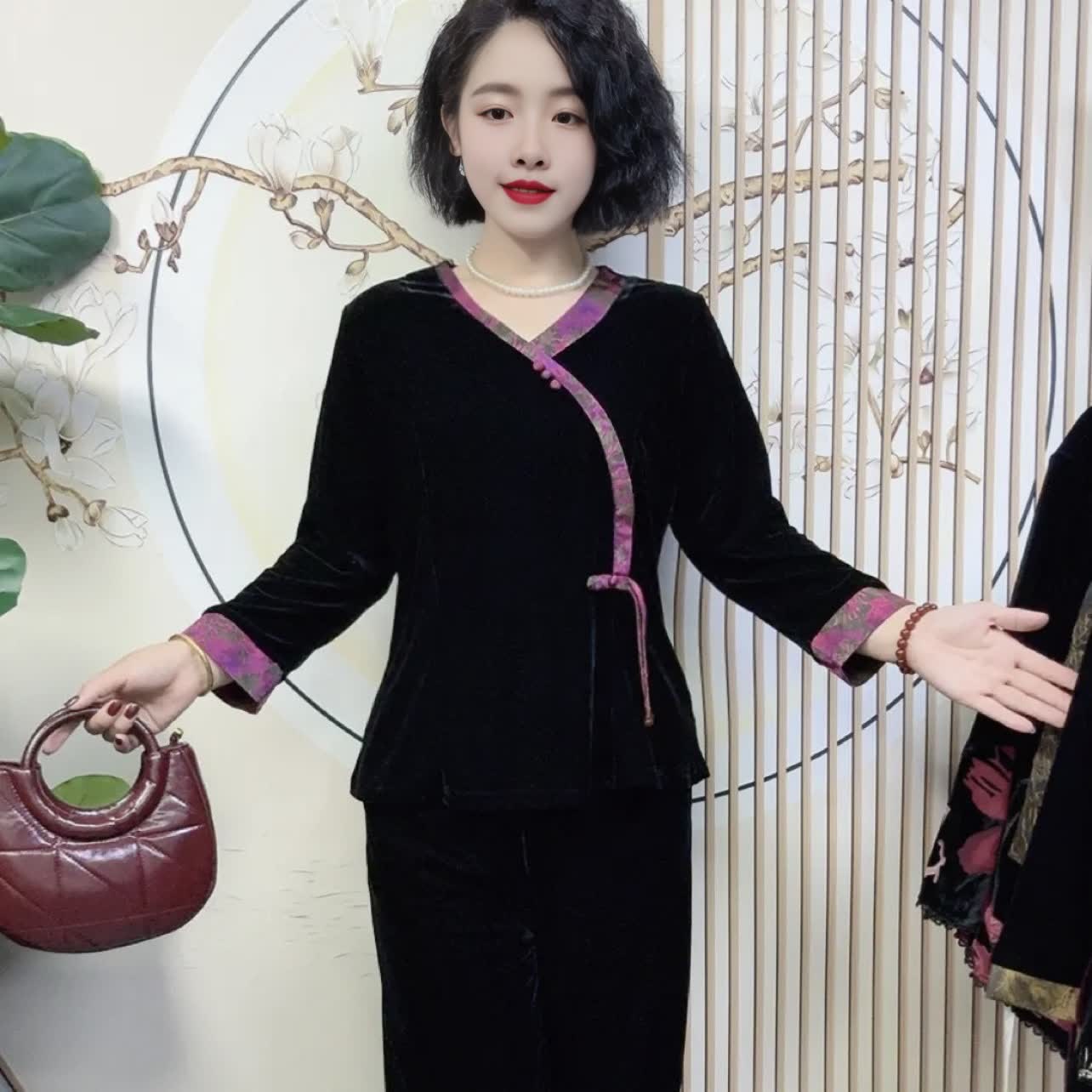 春秋中式长袖气质中国风中老年女装打底复古妈妈装多巴胺服装女