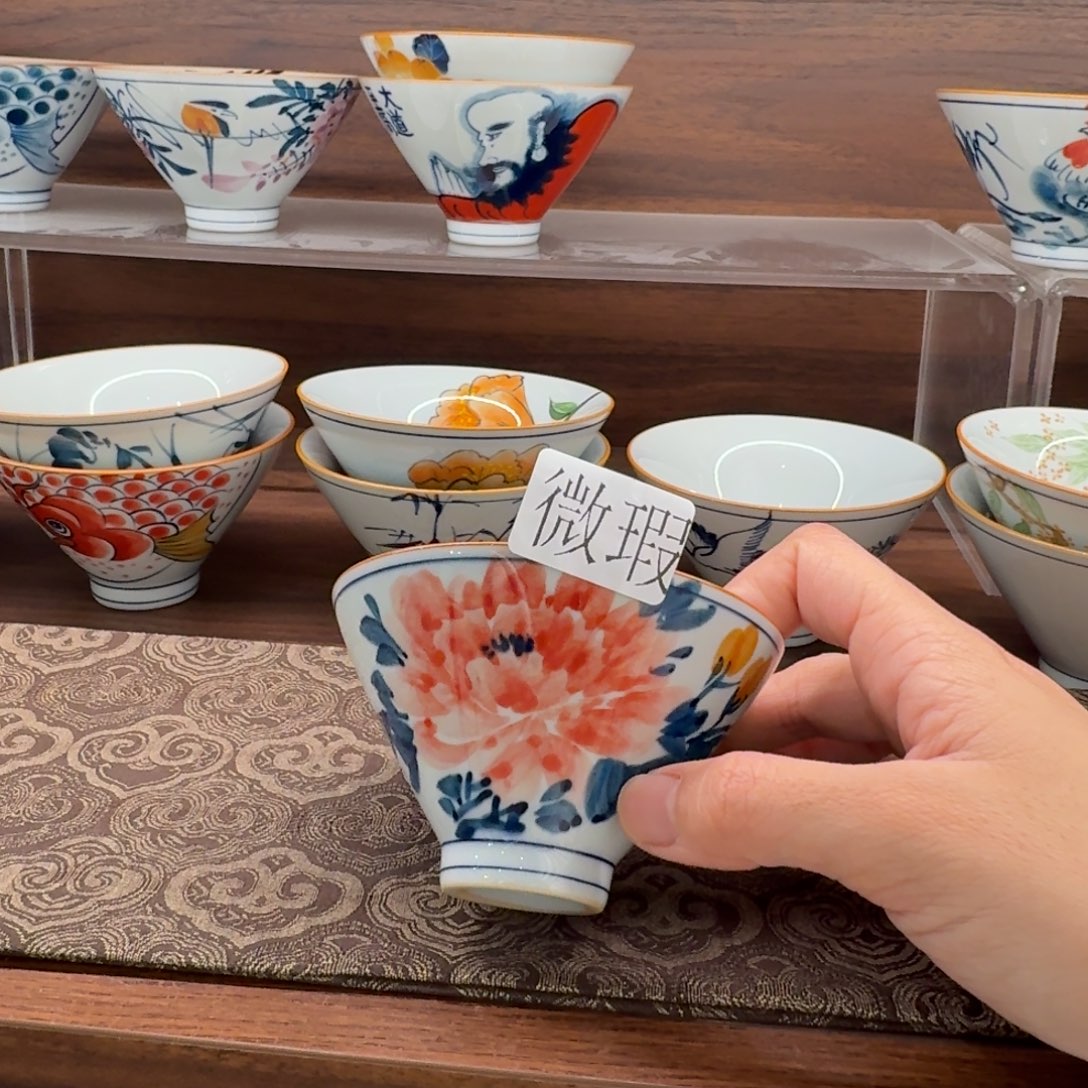 釉下手绘茶具微瑕