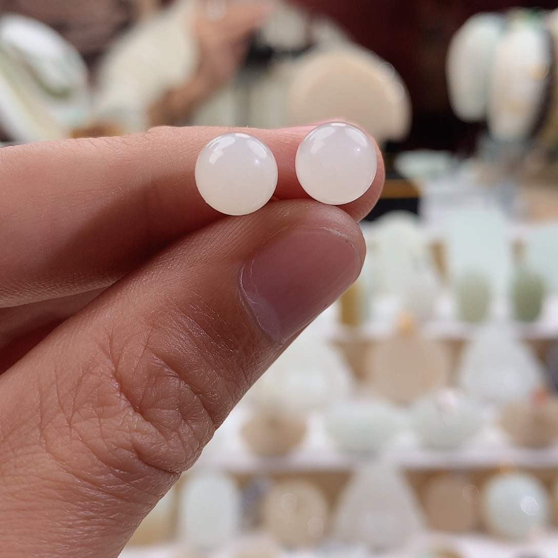 和田玉颈饰未镶嵌.**.