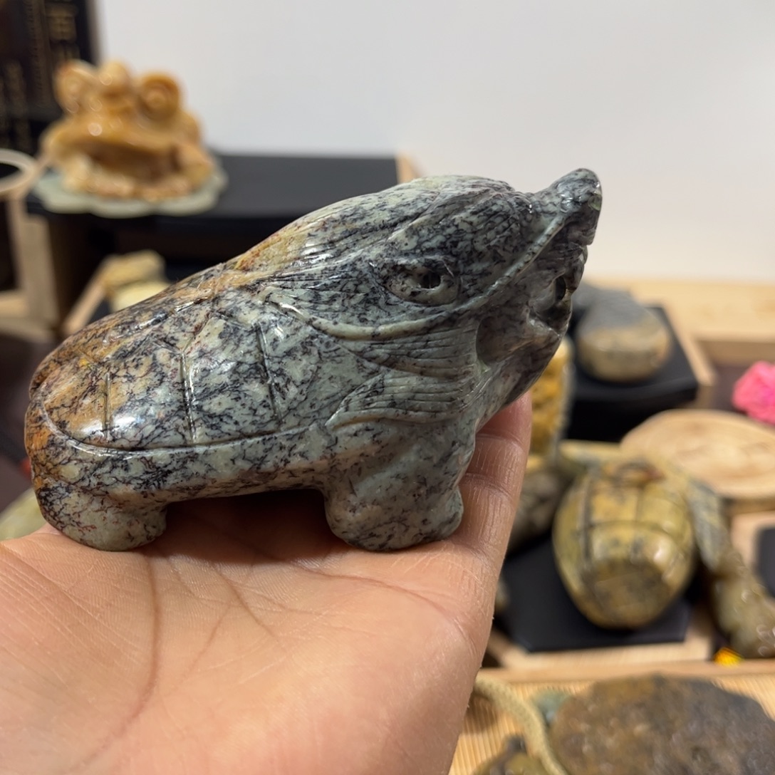 *****岫岩河磨玉（透闪石质玉）未镶嵌把件