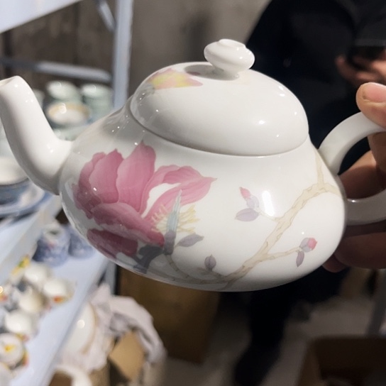 盘手绘壶一个陶瓷陶瓷