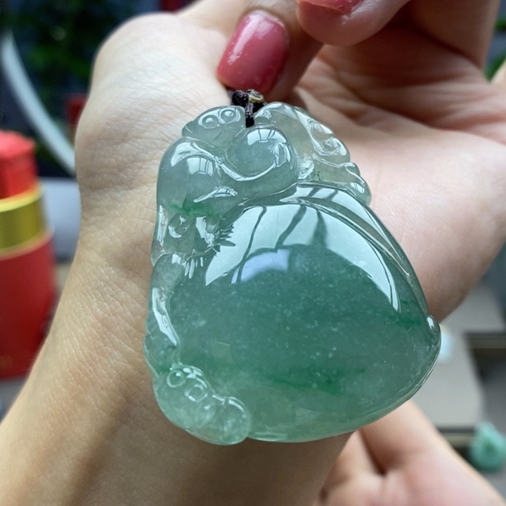 翡翠未镶嵌颈饰吊坠35