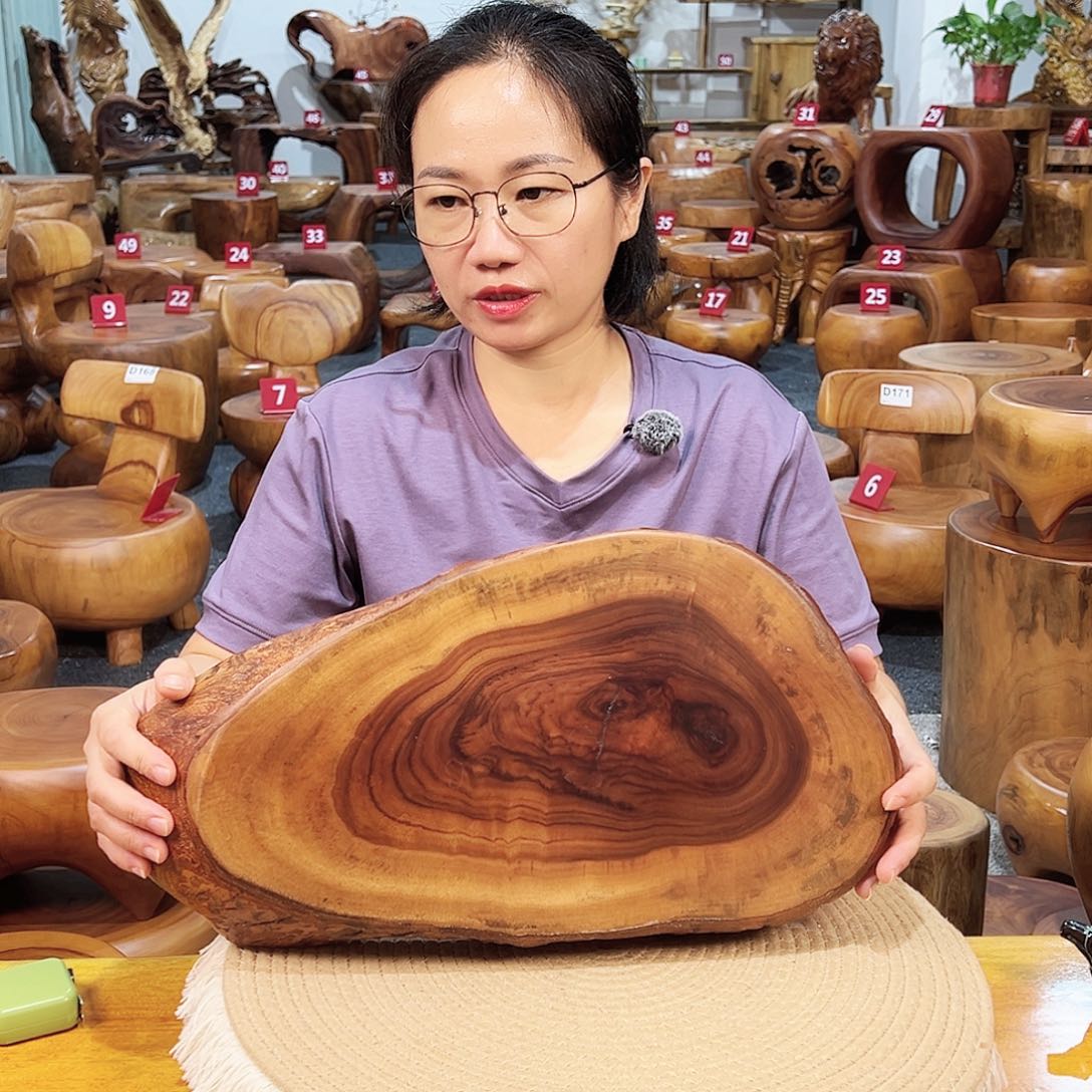 号香樟木尺寸：45-23-6cm