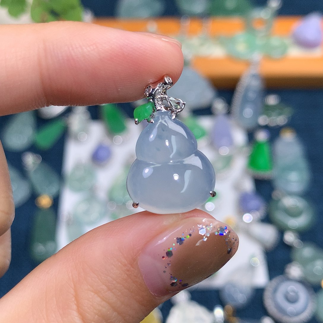 吊坠(不含链)18K金镶嵌翡翠