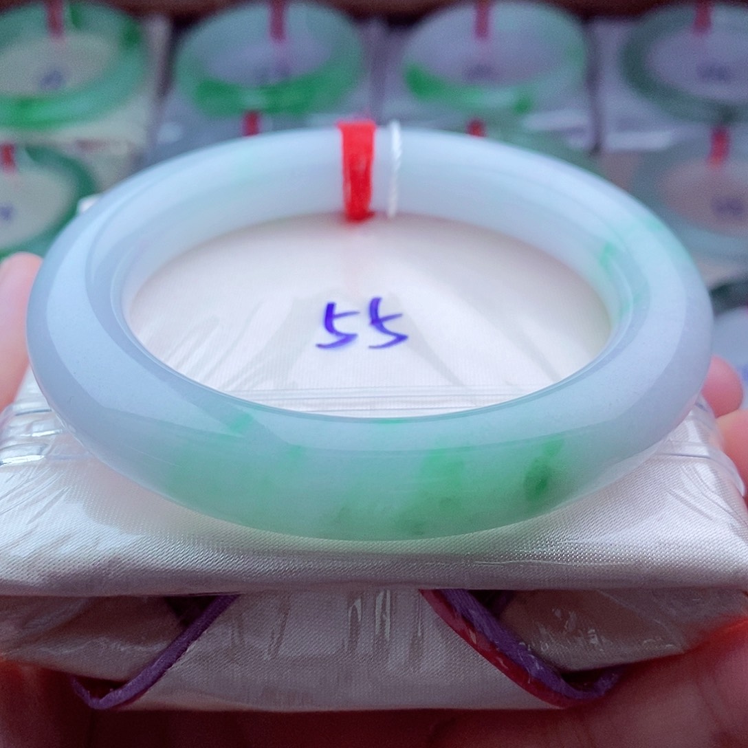 翡翠未镶嵌手镯（圆镯）0479-55圈口 金丝绿 胖圆