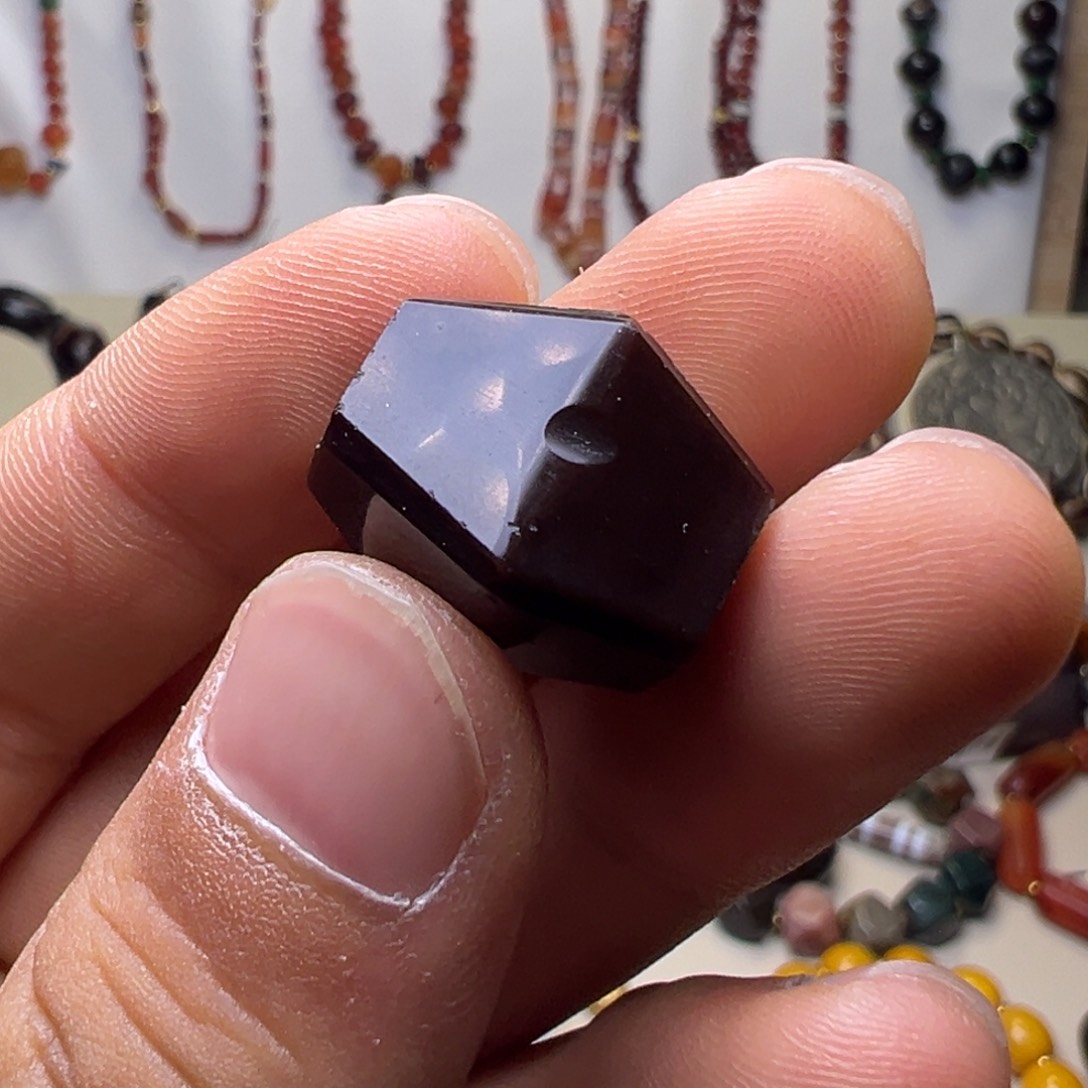 玛瑙/玉髓颈饰合金