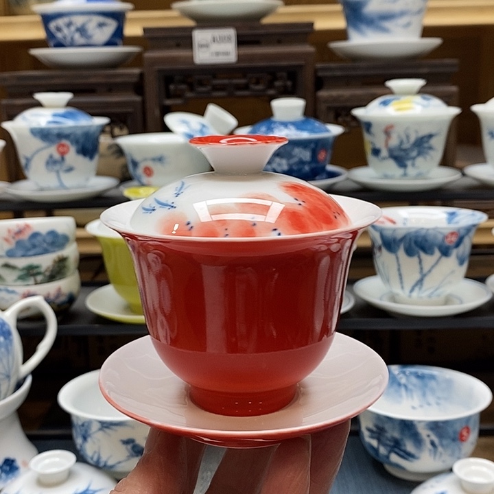 手绘微瑕红色盖碗