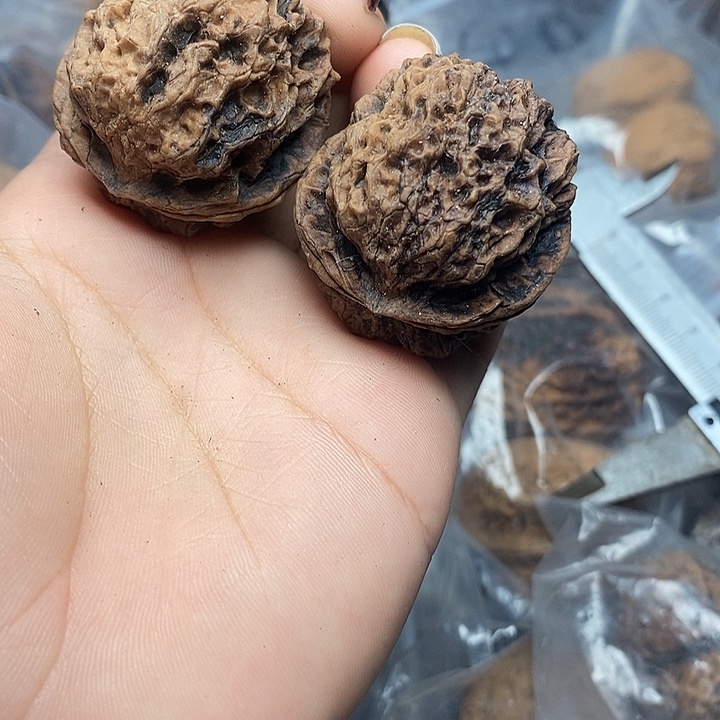 文玩核桃把件     38