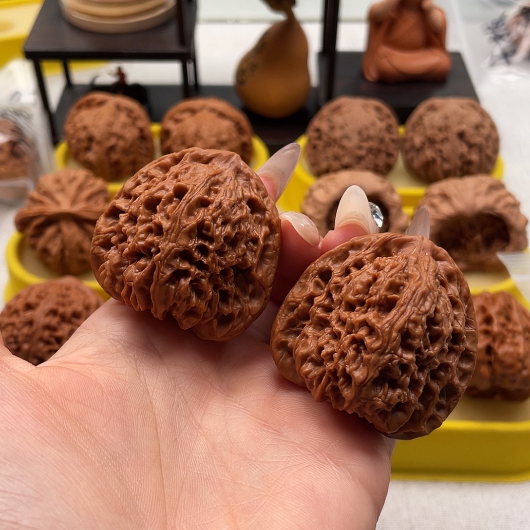 吊坠文玩核桃43三角疆