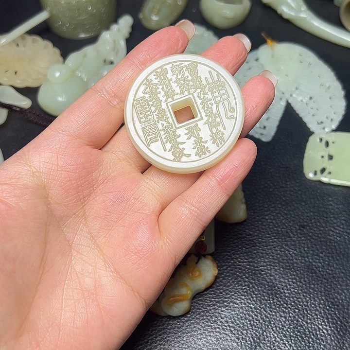 和田玉（青玉）未镶嵌颈饰