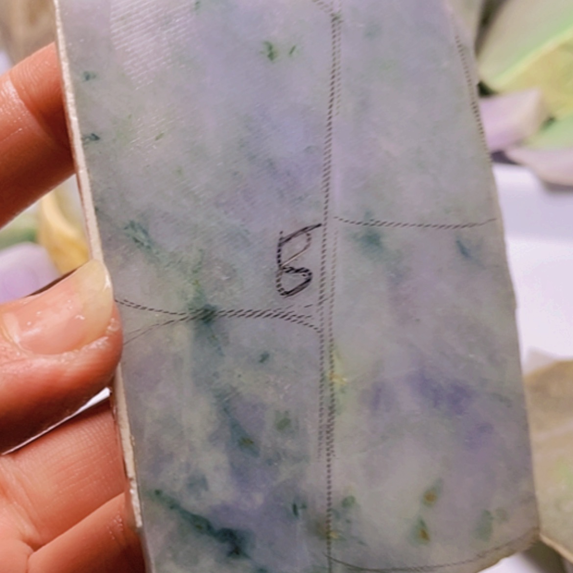 【闪购商品】翡翠颈饰未镶嵌A货