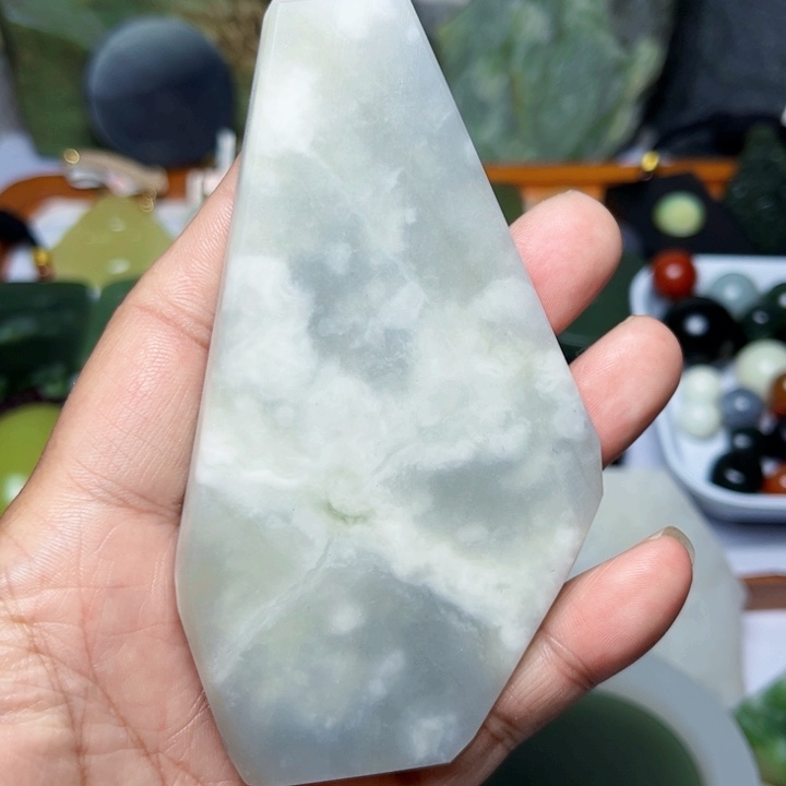 未镶嵌和田玉珠宝半成品