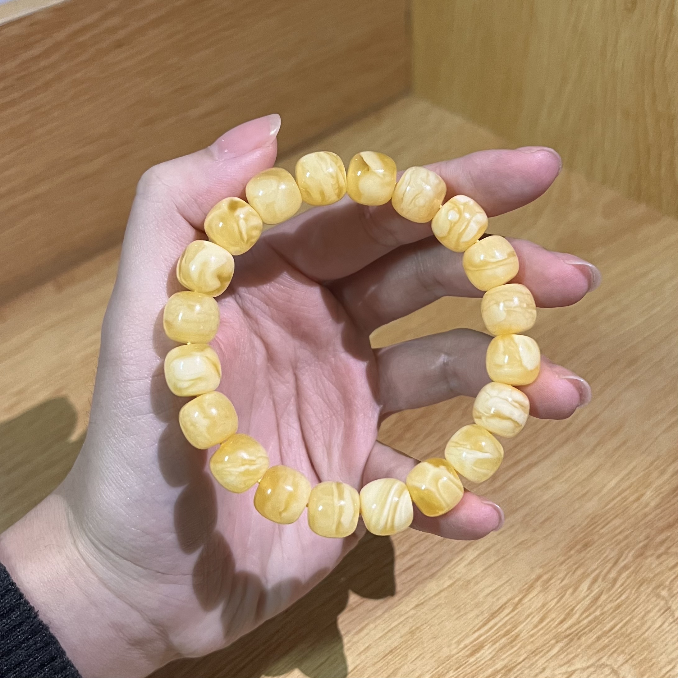 天然原矿俄料浓蜡妖白花蜜蜡单圈手串11mm尺寸时尚老型素圈