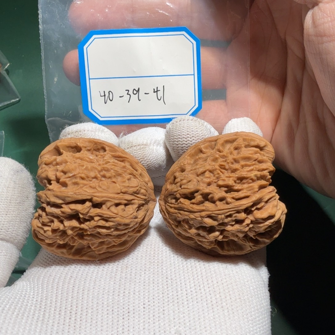 吊坠文玩核桃南疆33