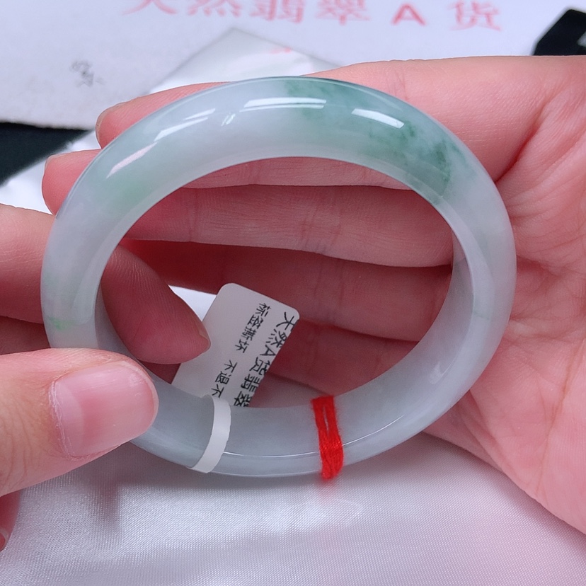 【闪购商品】未镶嵌手镯翡翠56