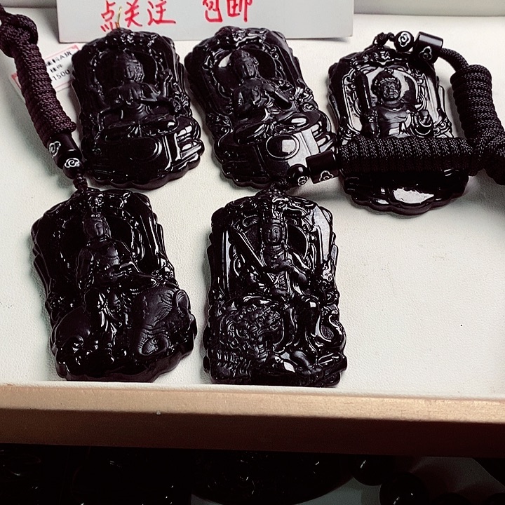 翡翠未镶嵌颈饰天然缅料A货 钢琴黑守护神随机一件
