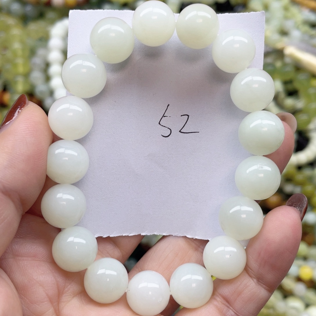 未镶嵌蛇纹石玉手链