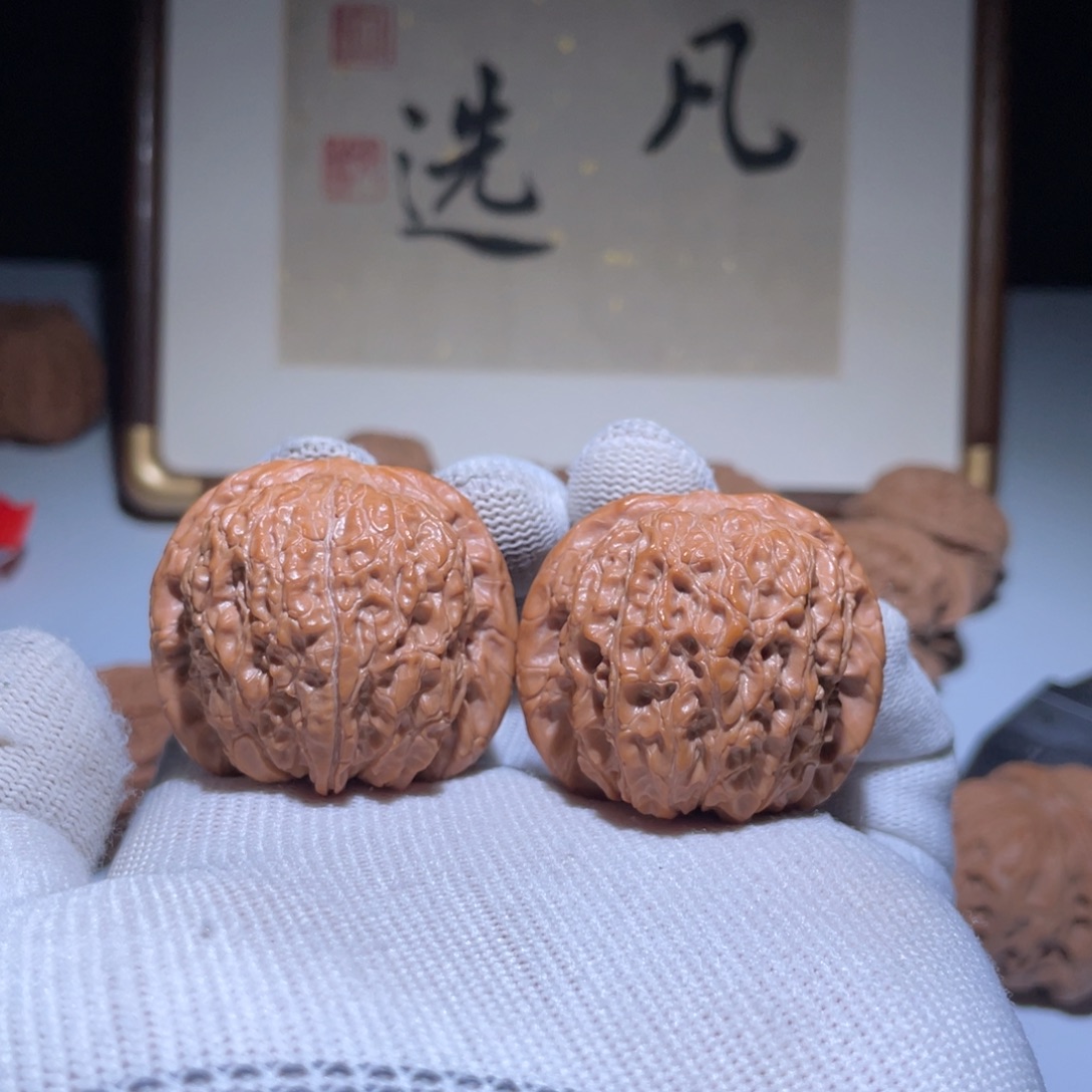 吊坠文玩核桃血麒麟
