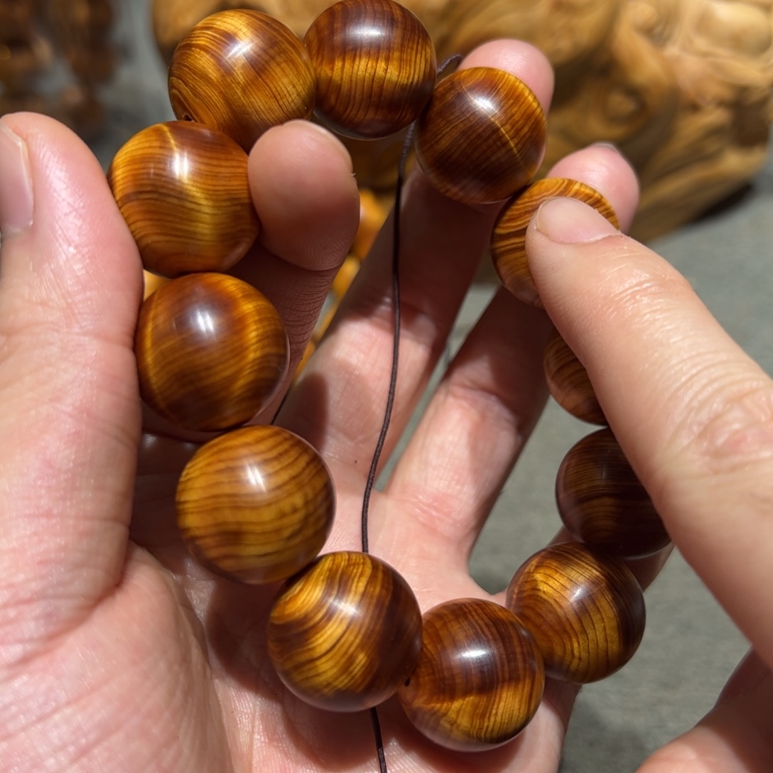 滋***柏木（崖柏）北太行陈化崖柏葡萄