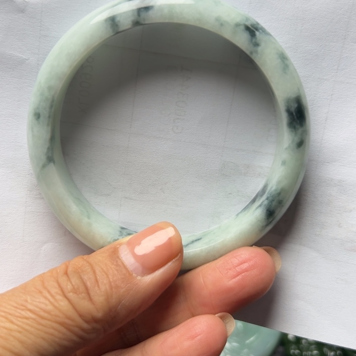 翡翠未镶嵌手镯天然