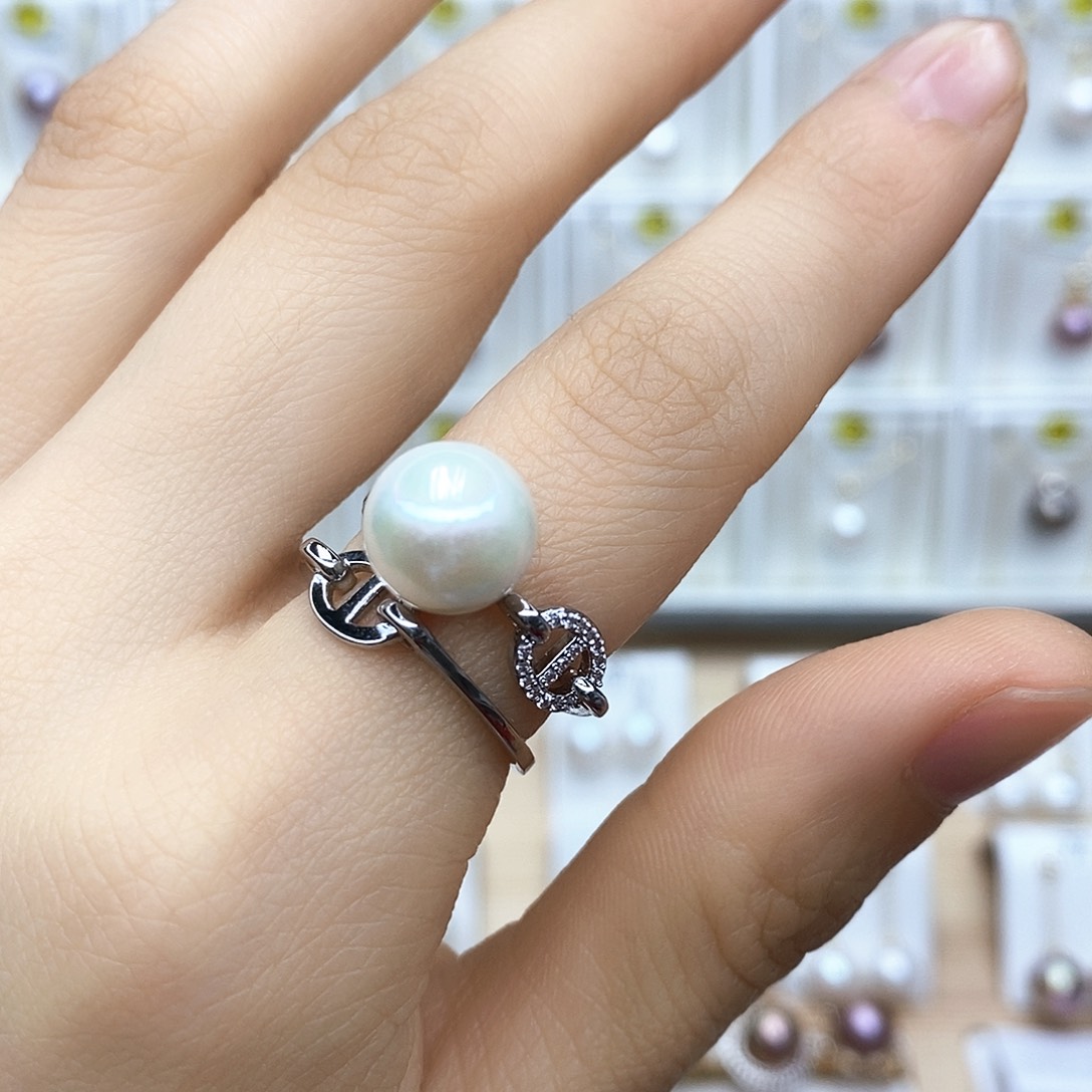 淡水珍珠合金颈饰