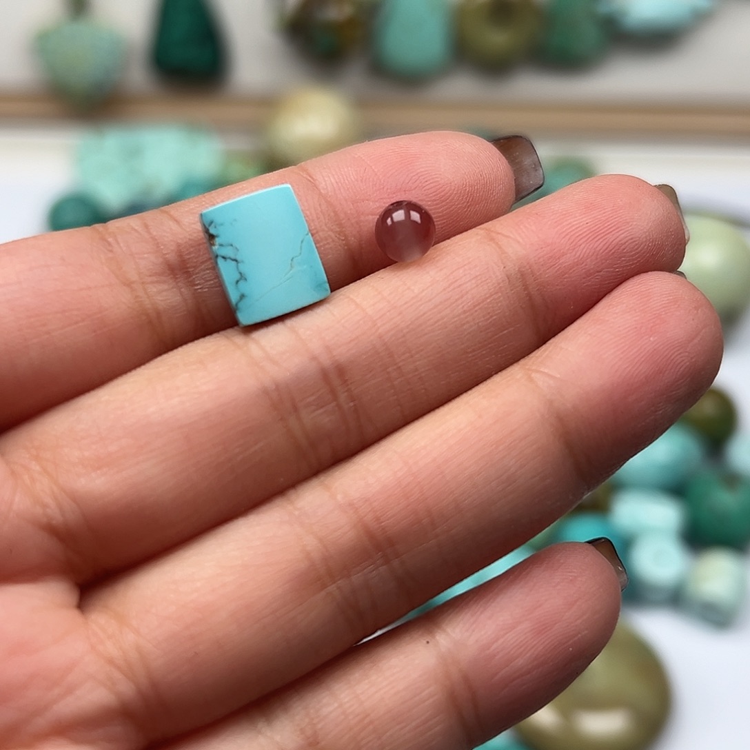 南红玛瑙未镶嵌珠宝奇石