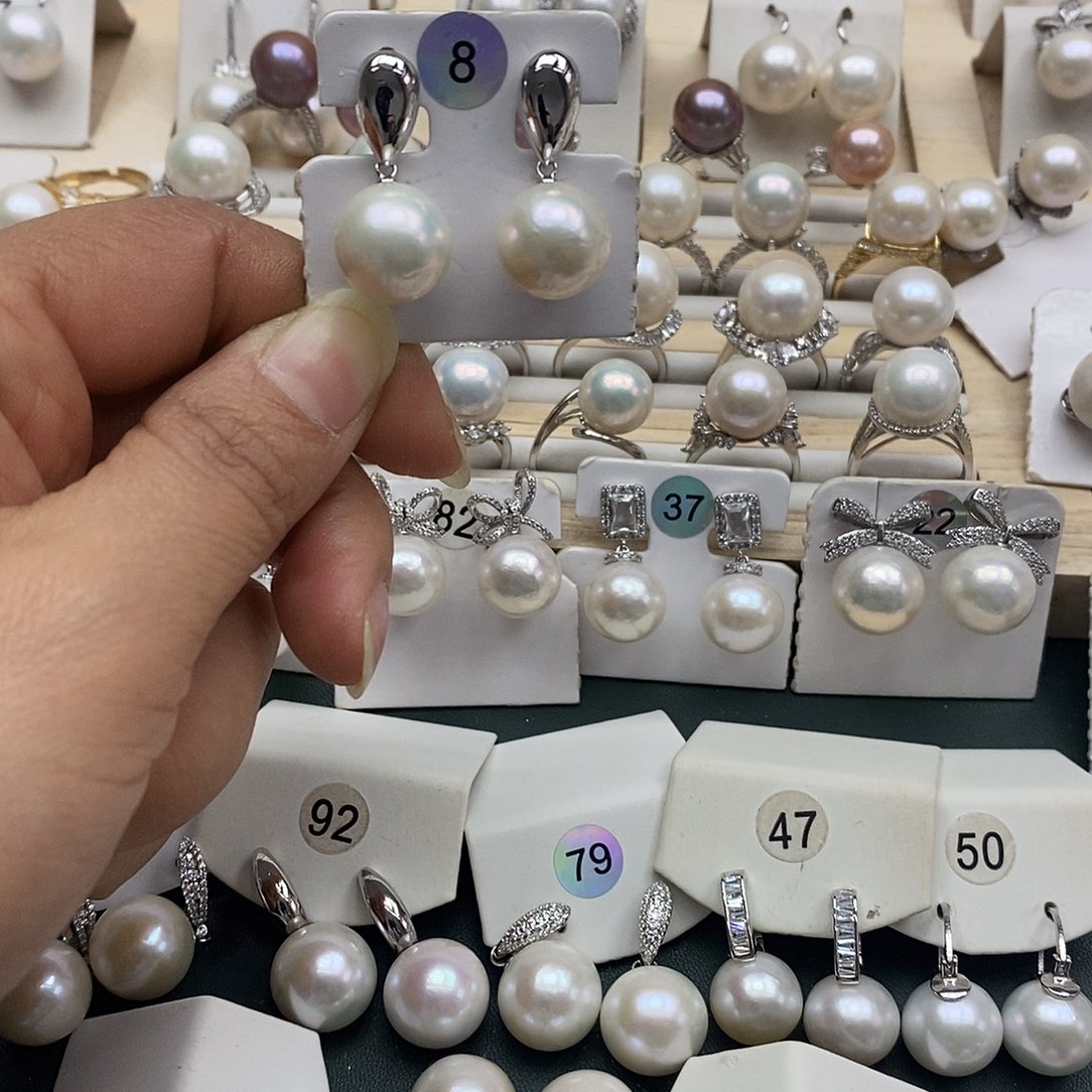 淡水珍珠银S925镶嵌颈饰