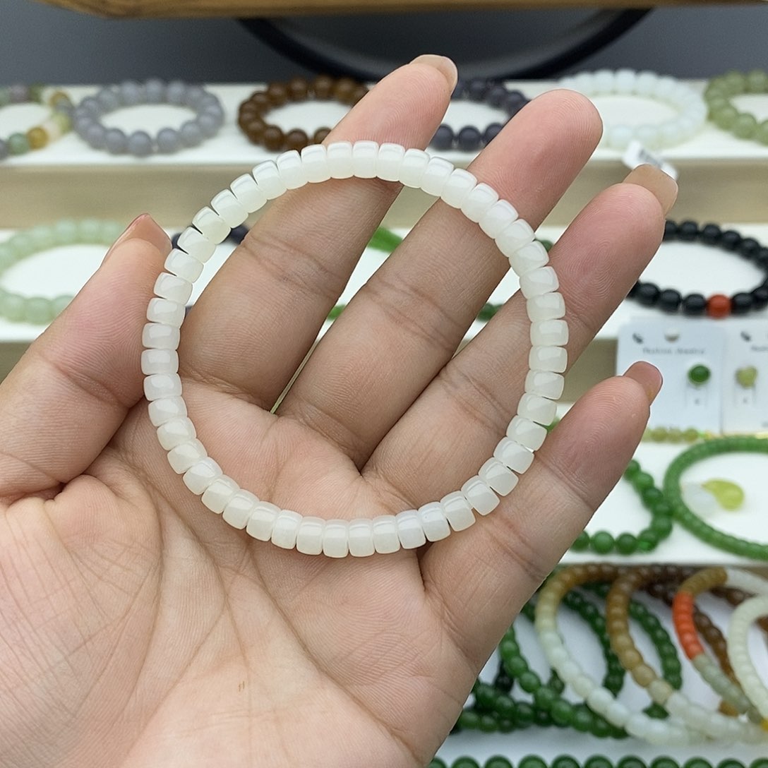 和田玉手链未镶嵌